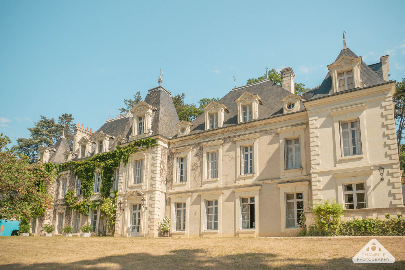 Emily in Paris - filming locations - Camille family Chateau de Sonnay - Chamelle Photography